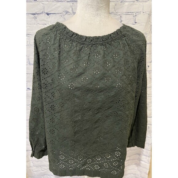Gap Olive Green Eyelet Three-Quarter Sleeve Top Blouse Oversized Size Small Tall - Picture 2 of 6